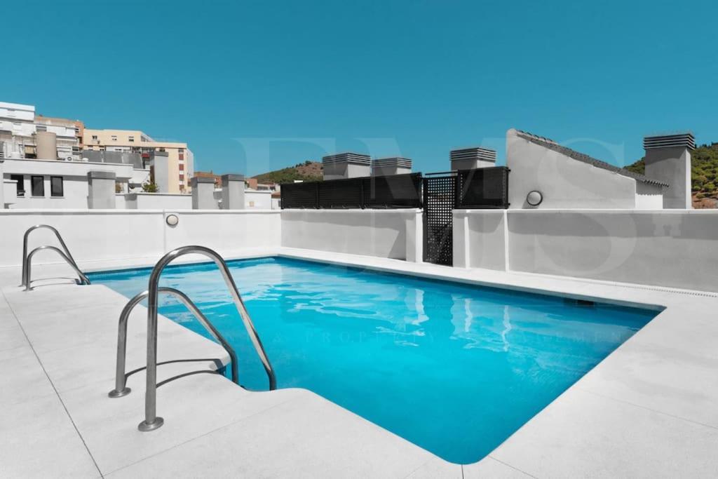 Cozy Apartment With Parking In The Center By Rems Málaga Esterno foto
