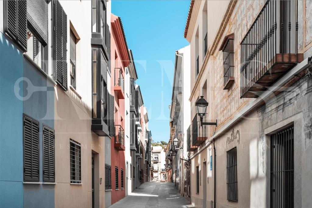 Cozy Apartment With Parking In The Center By Rems Málaga Esterno foto