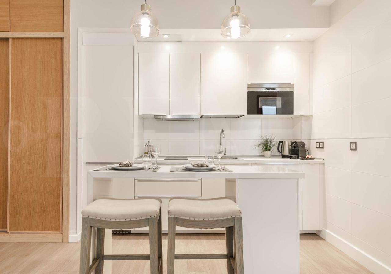 Cozy Apartment With Parking In The Center By Rems Málaga Esterno foto