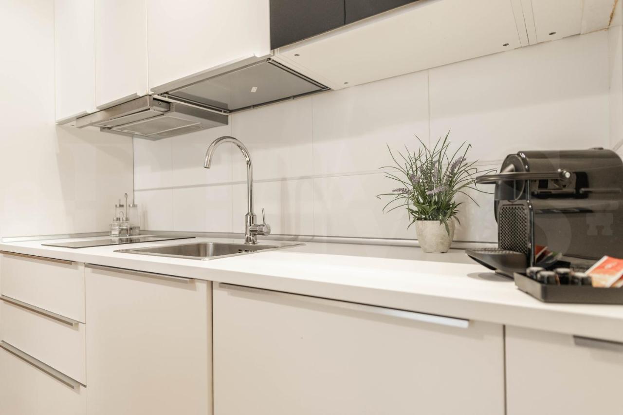 Cozy Apartment With Parking In The Center By Rems Málaga Esterno foto